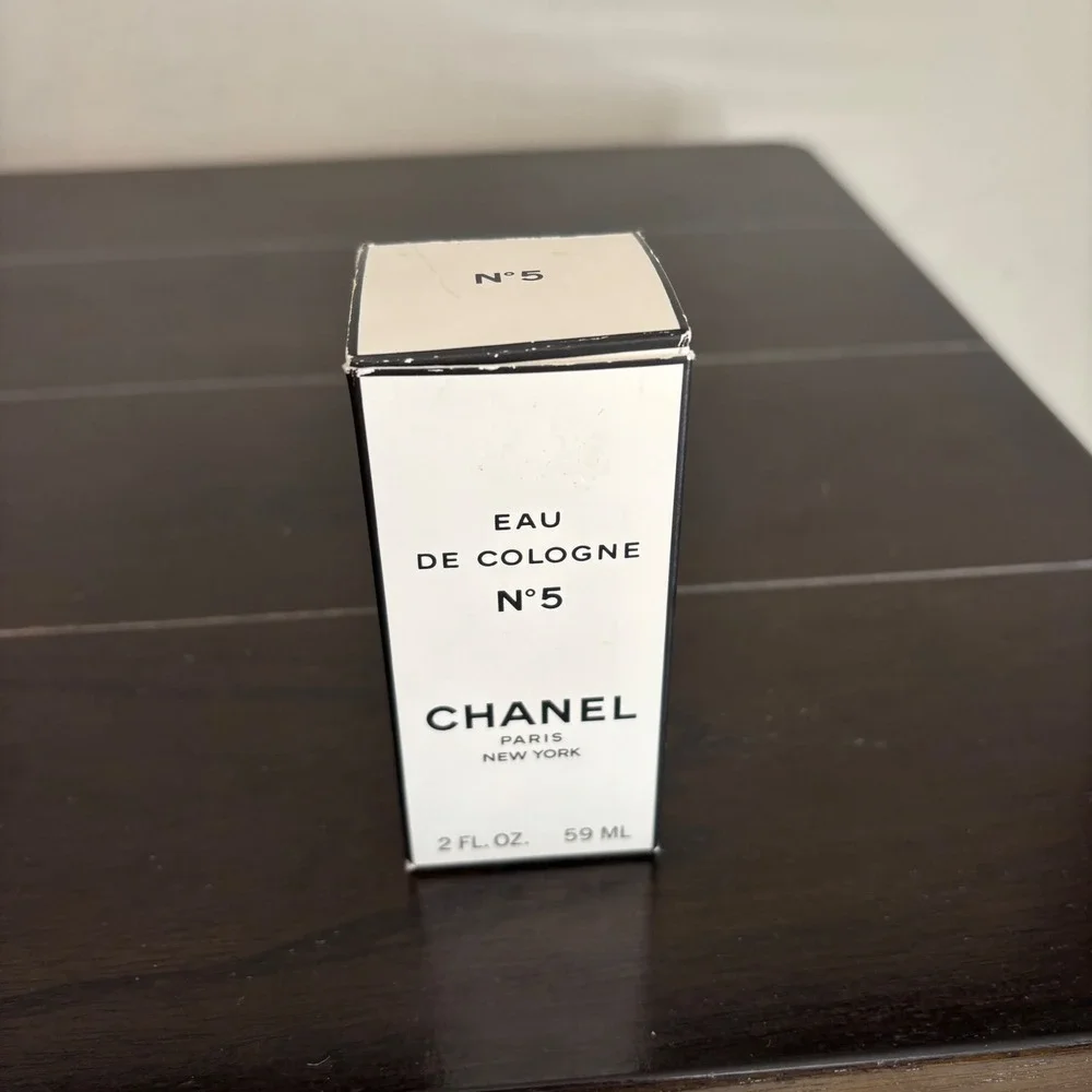 Vintage Chanel No 5 | Eau de Cologne | 2 Fl Oz |‎ Splash W Box | Paris New York